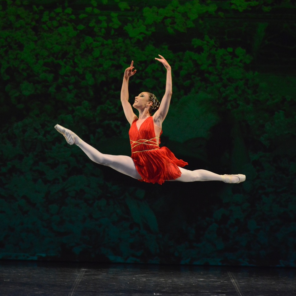 Yolanda Correa - Ballet Artist